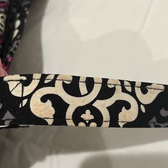 Vera Bradley Canterberry Magenta Crossbody Mailbag and Turn Locn Wallet Bundle - Picture 5 of 16